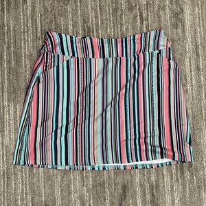 Like new golf skirt